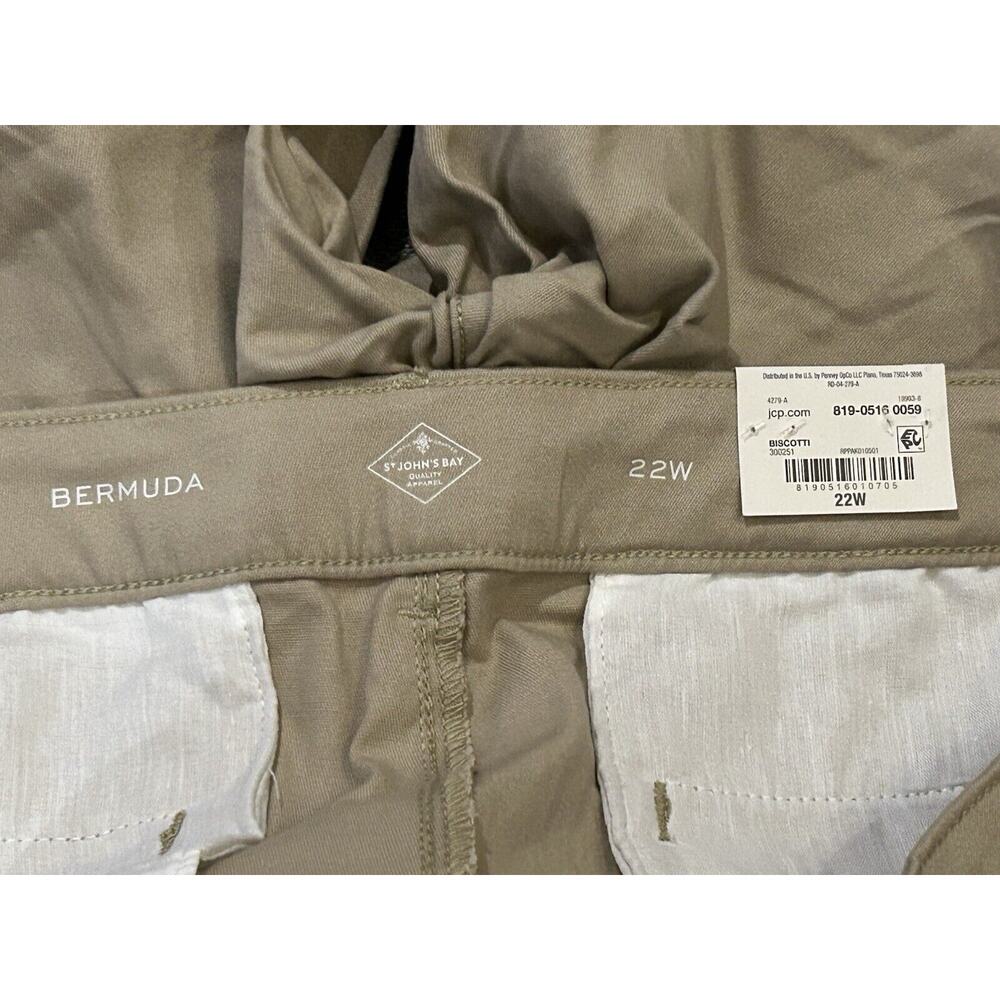 NWT St.John's Bay Mid Rise Khaki Bermuda Shorts Women's size 22W - Picture 5 of 8